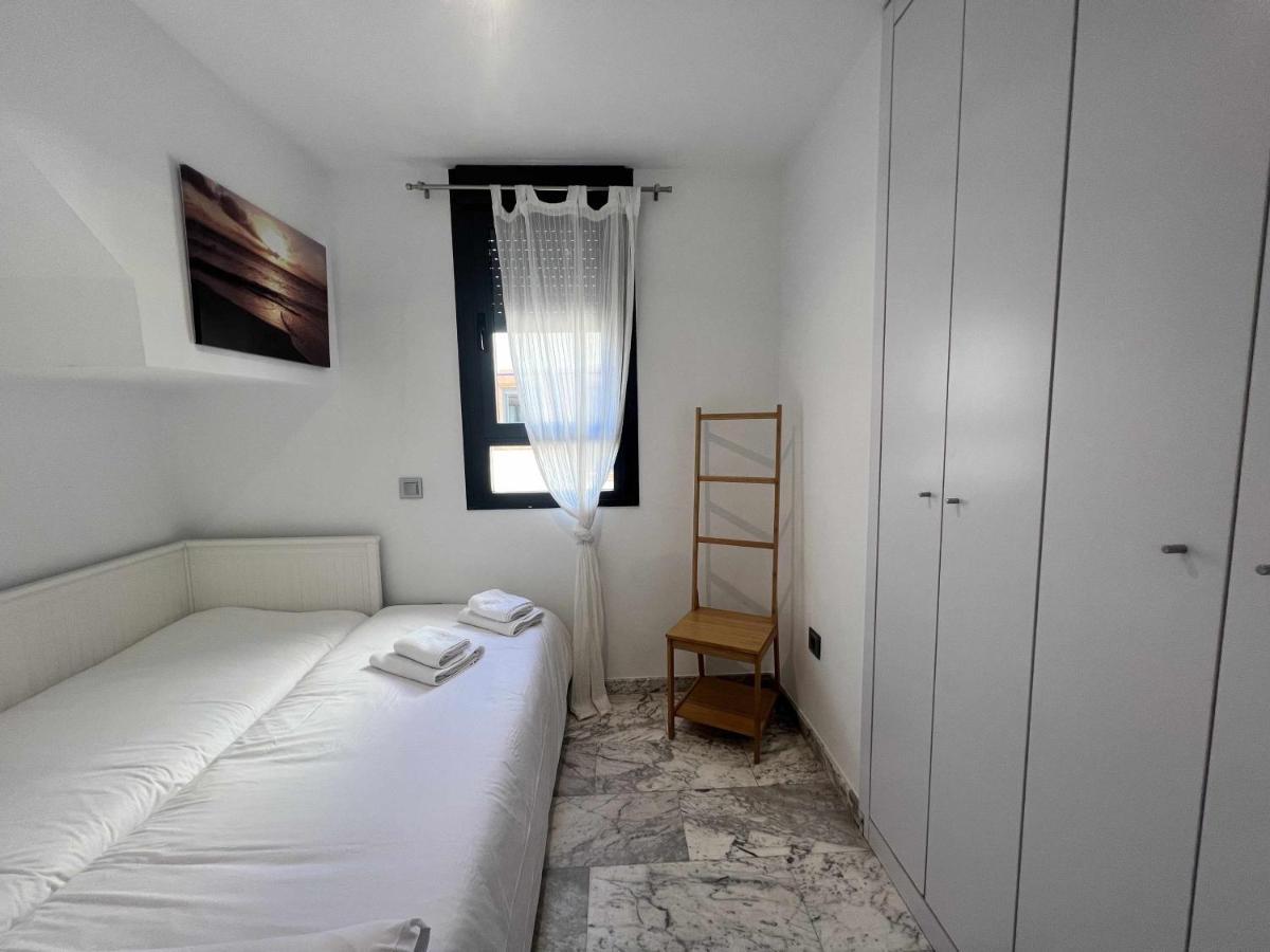 Atico San Bernardo Terraza Y Parking Incluido Appartement Sevilla Buitenkant foto