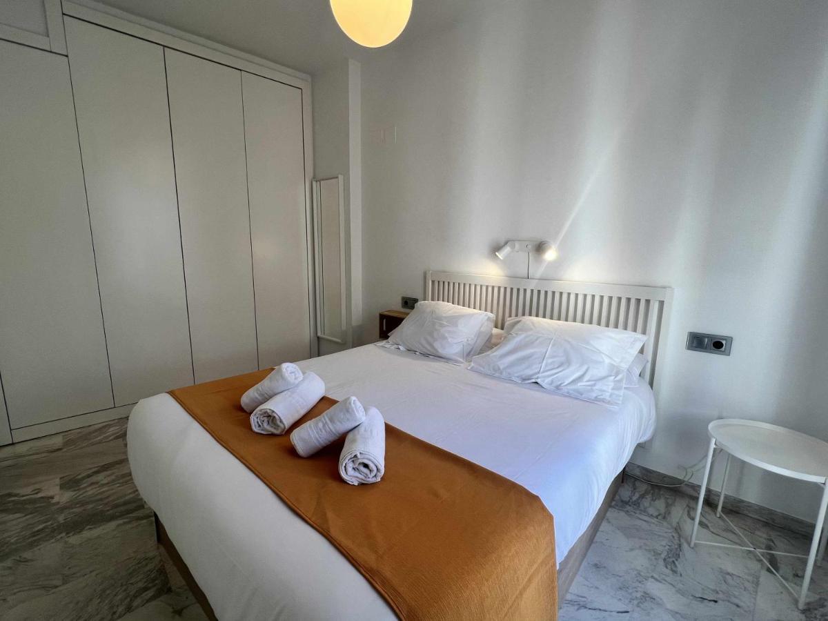 Atico San Bernardo Terraza Y Parking Incluido Appartement Sevilla Buitenkant foto